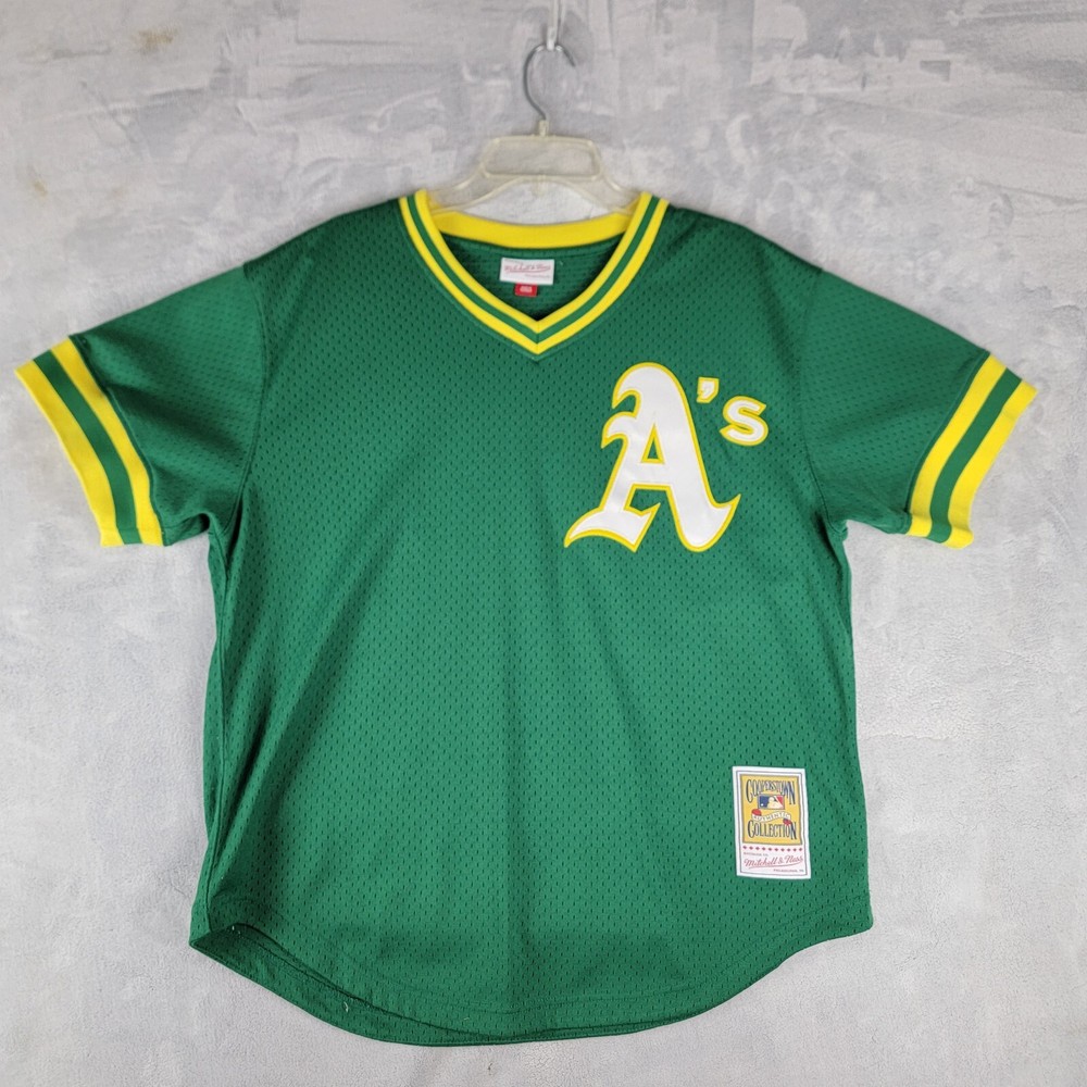 Mitchel and Ness Jersey Large Cooperstown #24 Rickey Henderson Oakland Athletics