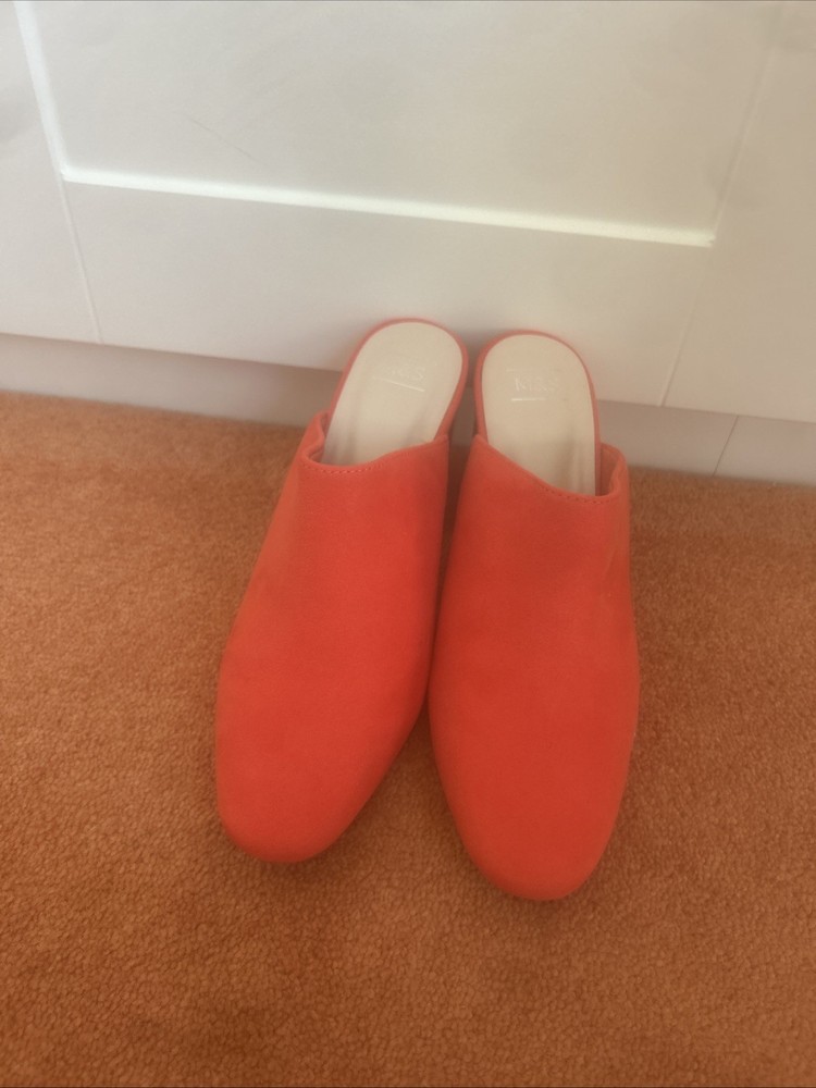M&S Marks Spencer Red Court Shoes Heels Pumps, Wide EE, UK Size 4.37, Low Heel