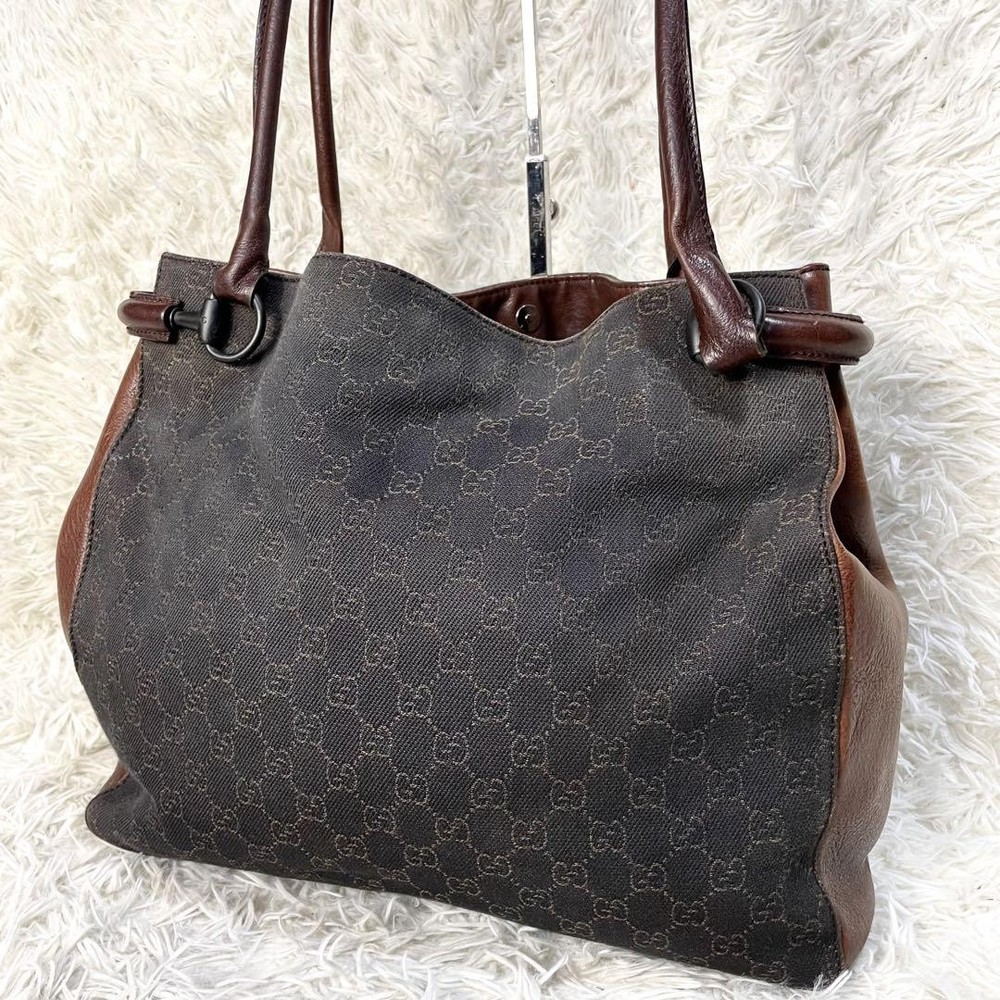 Gucci Brown Leather Canvas Shoulder Bag for Women 14.2x11.4 Pre-Owned