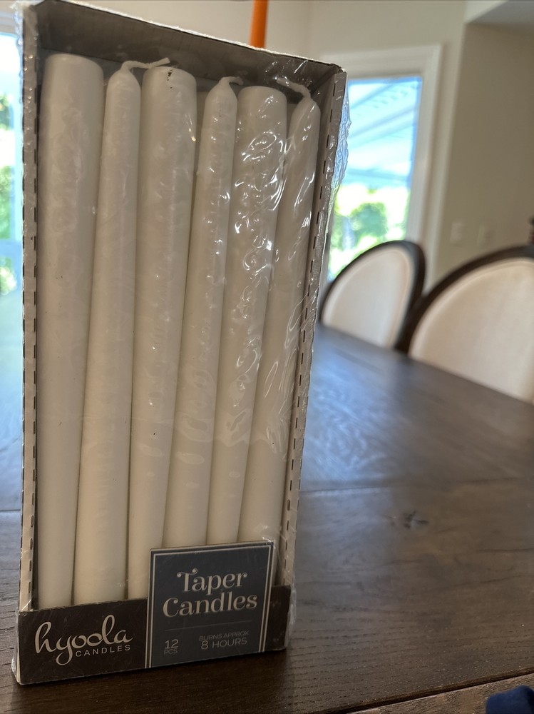 Hyoola 12-Pack 10-Inch White Unscented Dripless Taper Dinner Candles
