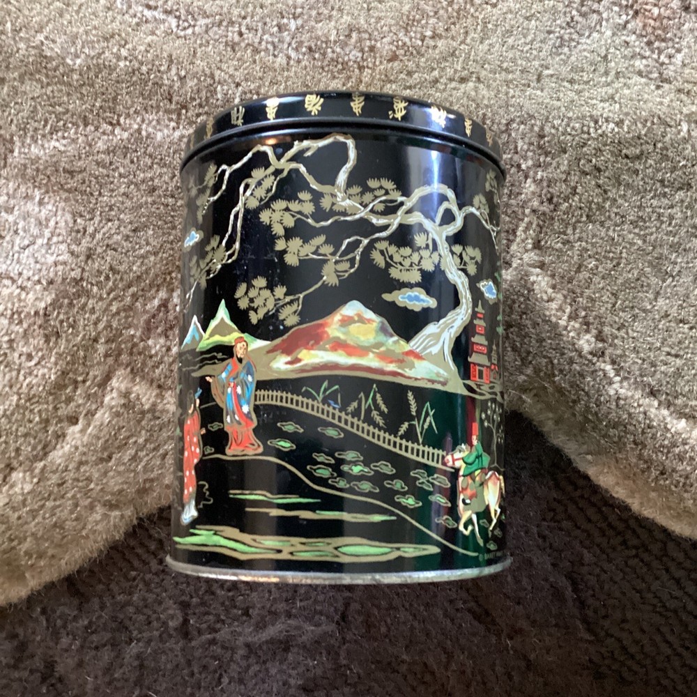 Vintage Chinoiserie Tea Caddy or Biscuit Tin storage Box lid Baret ware England