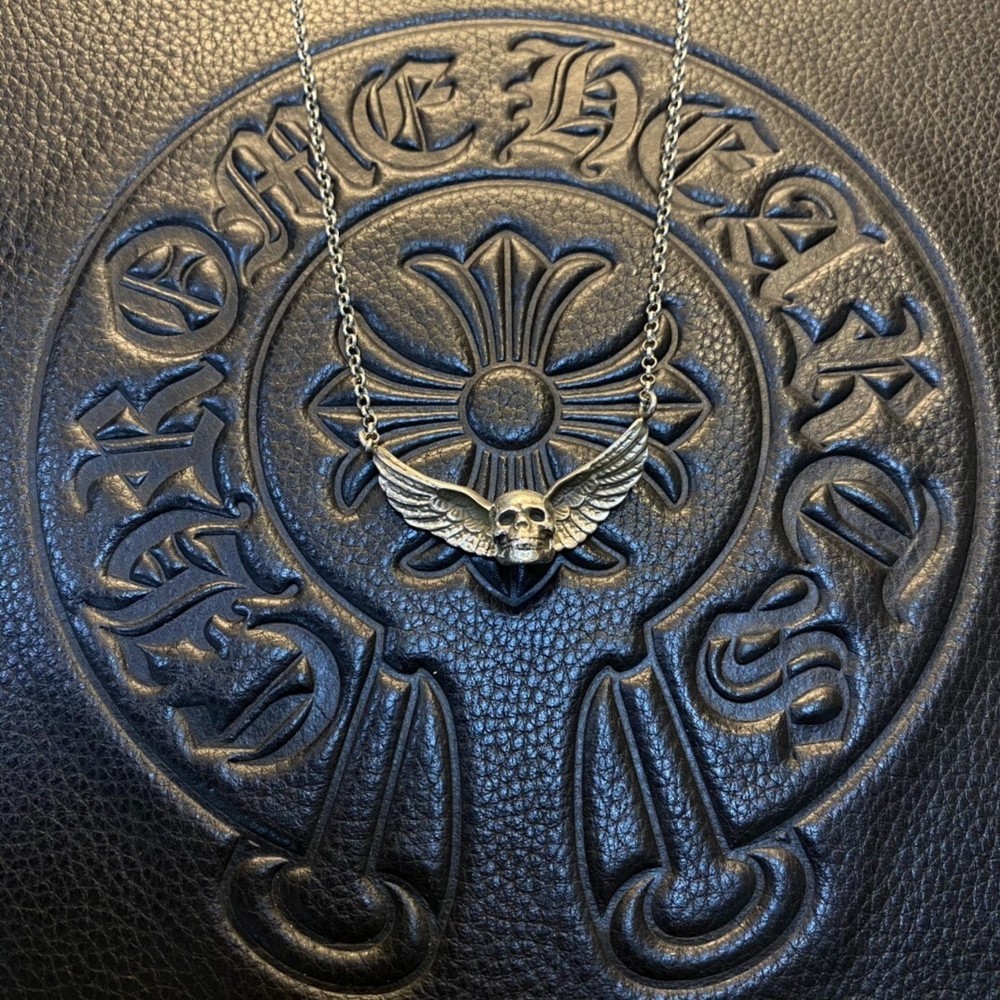 Chrome Hearts flying Skull clavicle chain