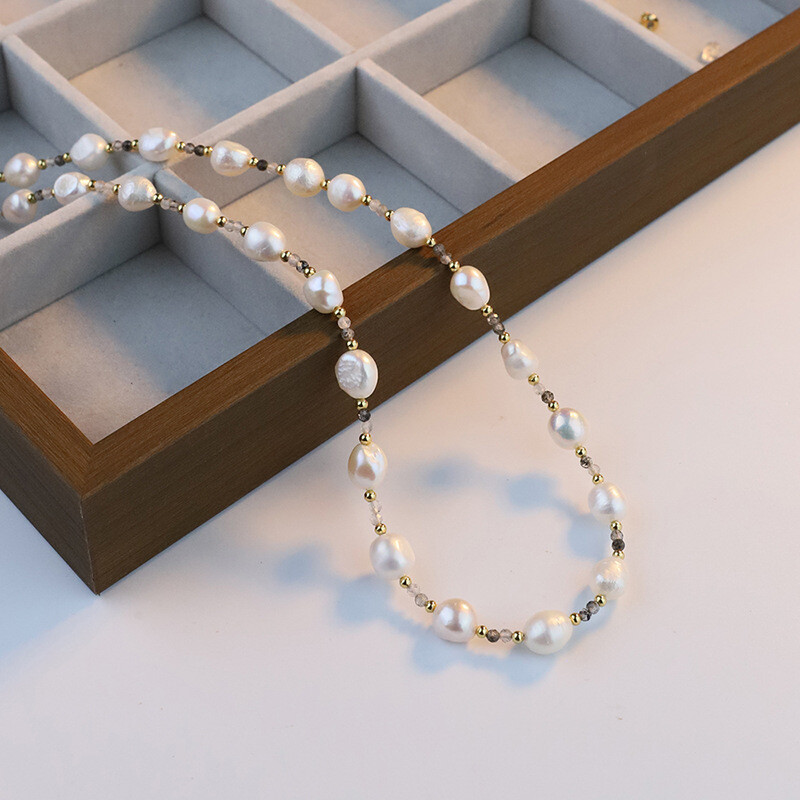 Elegant Freshwater Pearl Bib Choker Necklace for Women