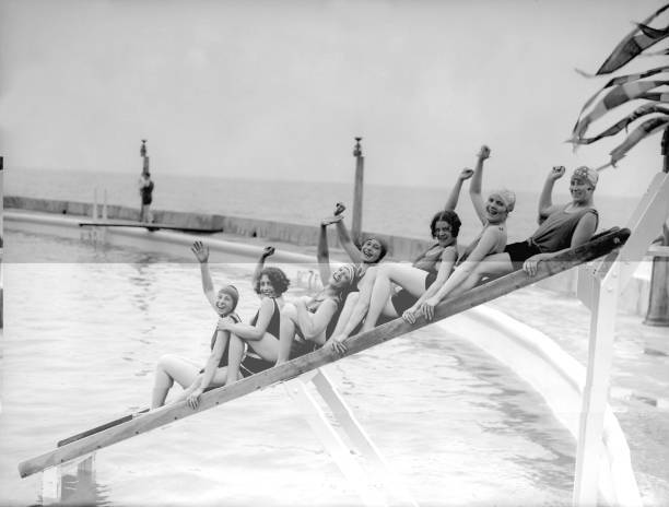 1930 Friends Relax On The Seafront At Margate In Kent Old Photo