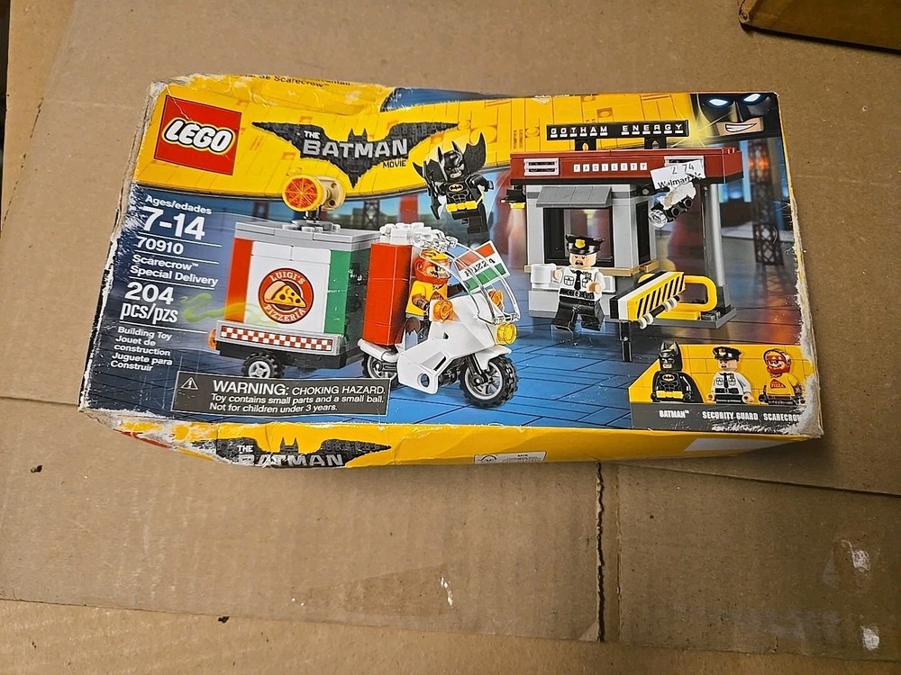 Damaged Box LEGO Batman Movie Scarecrow Special Delivery 70910 Sealed