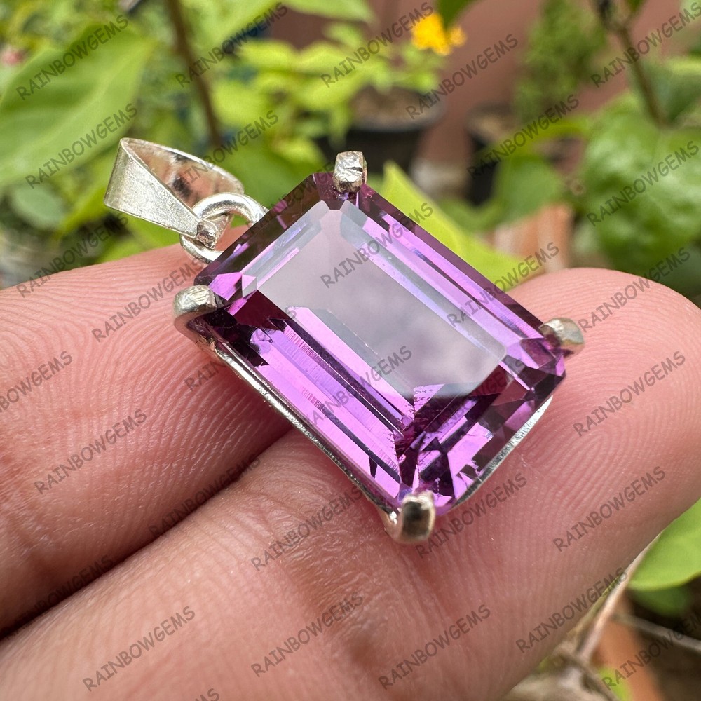 Natural Alexandrite 23 CT Color-Changing Gemstone in 925 Sterling Silver Pendant