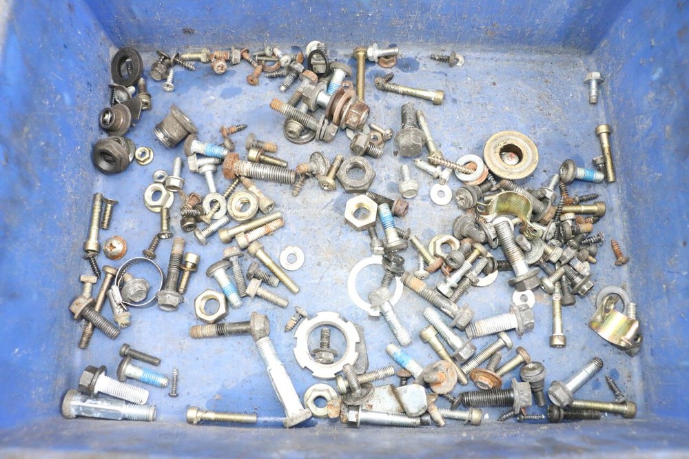 SCREWS BAG - YAMAHA YP MAJESTY 125 ( 2002 - 2006)