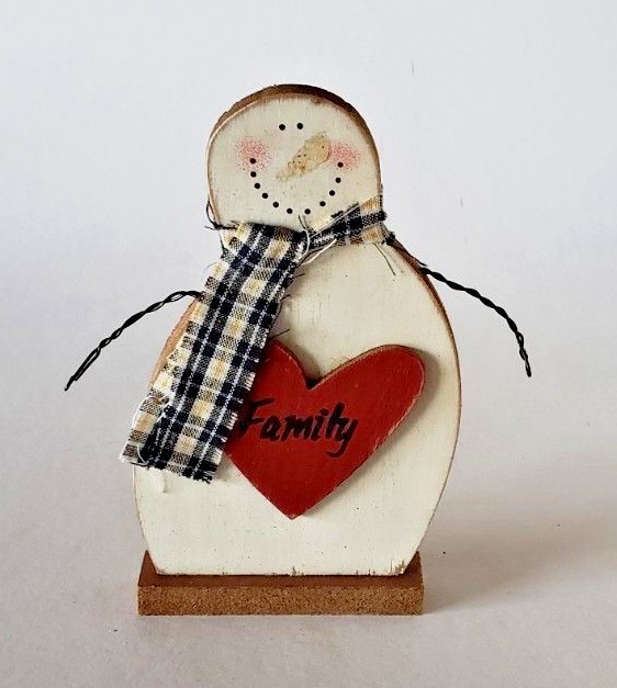 *SAMPLE SALE* SNOWMAN W/ HEART FAMILY WOOD CHRISTMAS DECOR 6