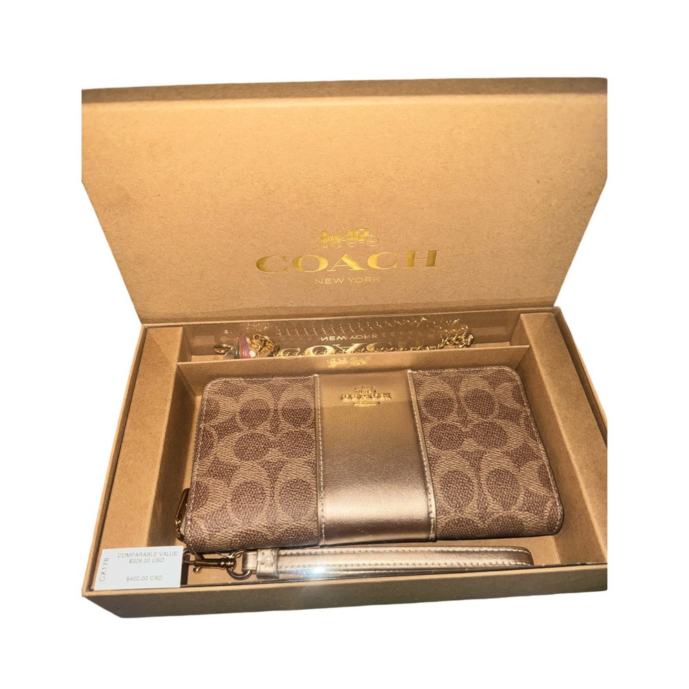 NWT Gift Box Coach Boxed Long Zip Around Wallet In Signature Canvas CX178