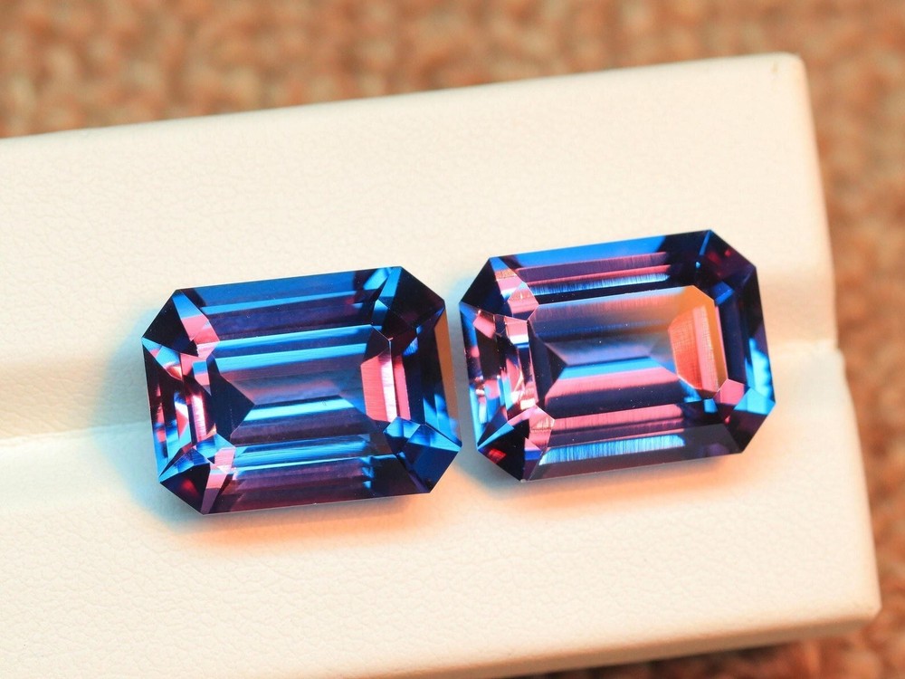 19.50 Ct Natural Color Shift Emerald Cut Alexandrite Loose Gem Pair