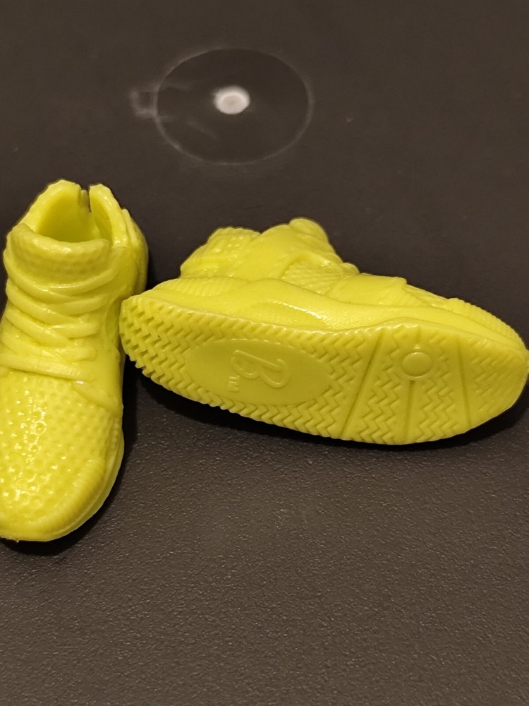 Footwear For Regular Barbie Doll...Used...Posted UK Only