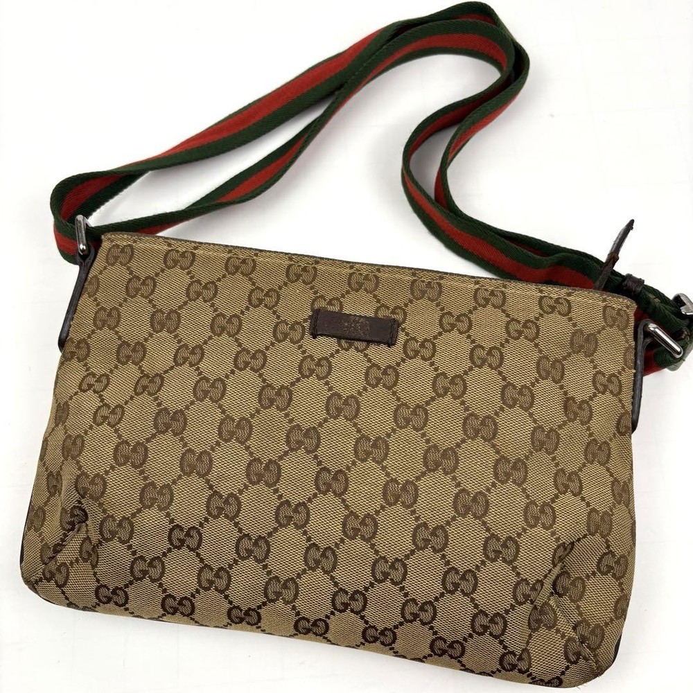 Vintage Gucci GG Canvas Crossbody Shoulder Bag in Brown