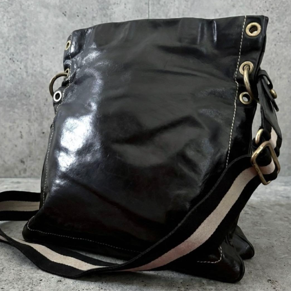 Authentic BALLY Shoulder Bag crosssbody Leather black vintage y2k business rare