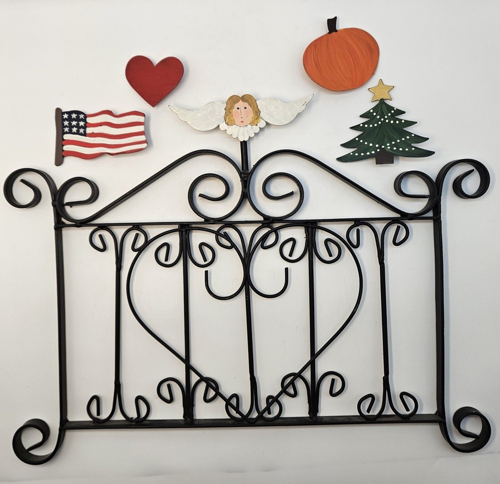 Seasonal Welcome Sign With Halloween, Christmas, Valentine's Day & 4th Of July-image