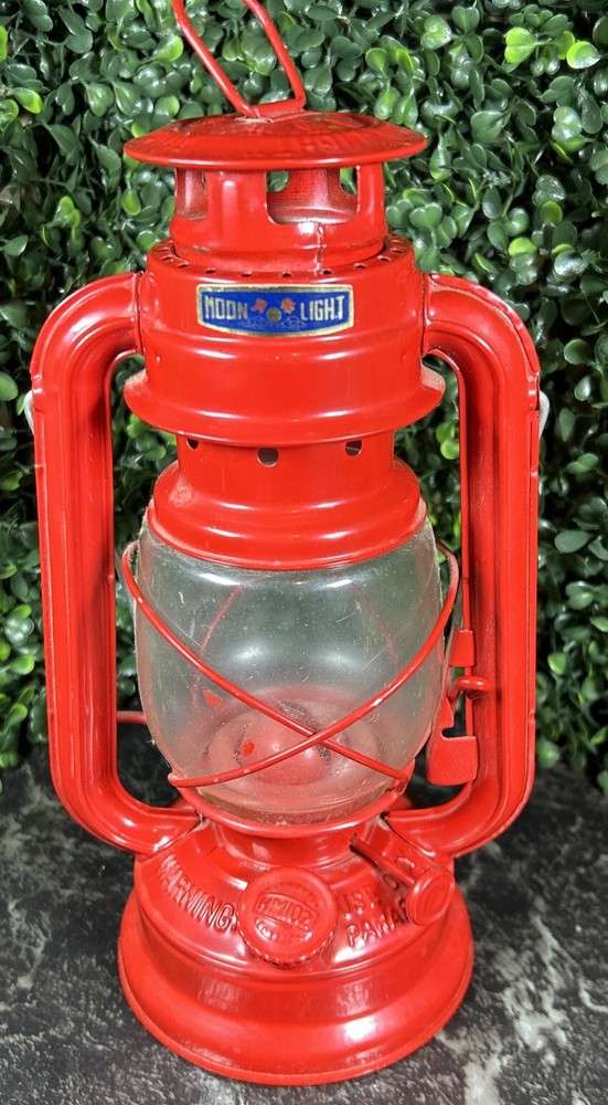 Rare Vintage Red Guang Zhou China Mini Lantern Moon Light Paraffin Lamp HM102