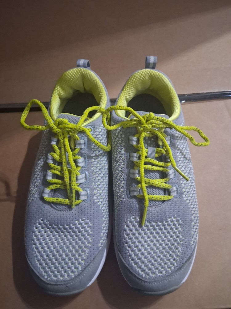 Orthofeet Women’s Knit Walking Comfort Shoes Size 6 1/2 wide fits like 7 wide