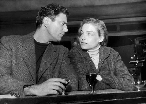 Raf VALLONE Simone SIGNORET between two takes of film THERESE RAQU- Old Photo