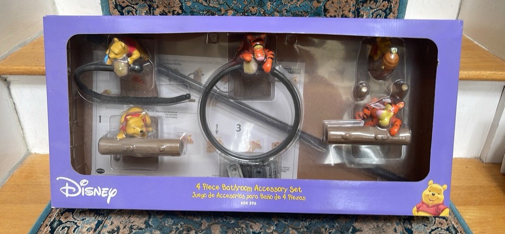 Disney Winnie The Pooh 4 Piece Bathroom Accessory Set
