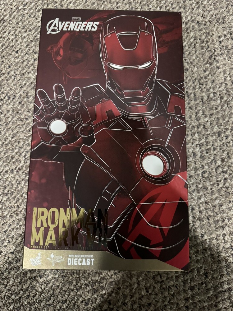 Hot Toys: Marvel's Avengers - Iron Man Mark VII 1/6 Scale Collectible Figure...