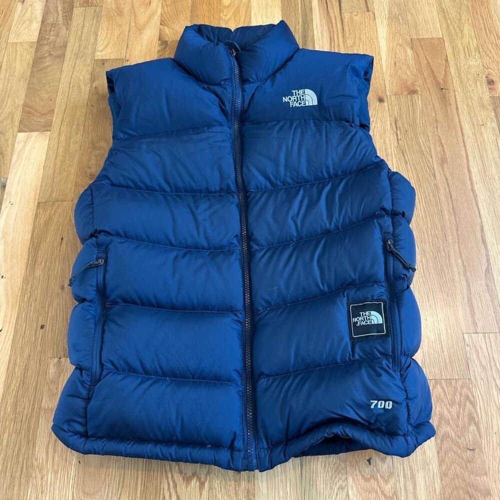 The North Face 700 Puffer Vest – Warm & Stylish #pufferjacket