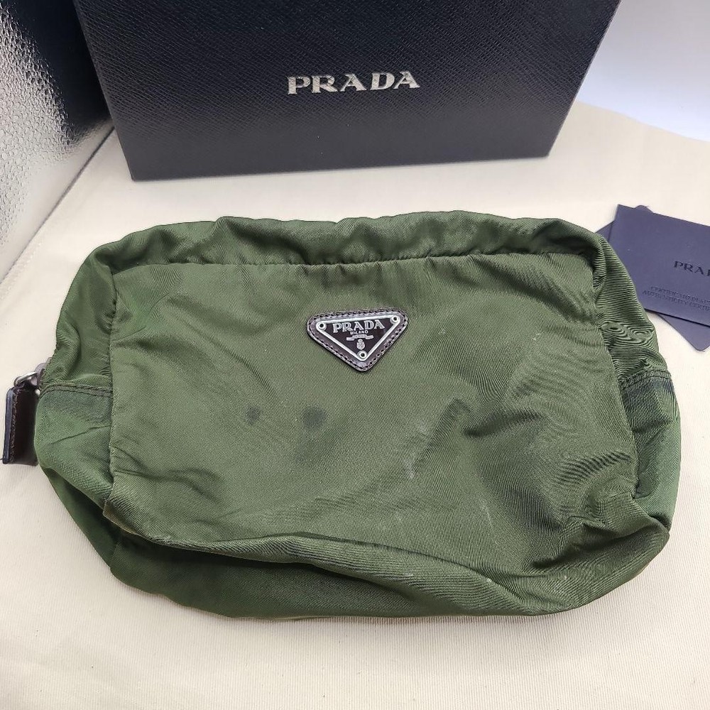 PRADA Green Kaki Nylon Pouch Bag ZO180361