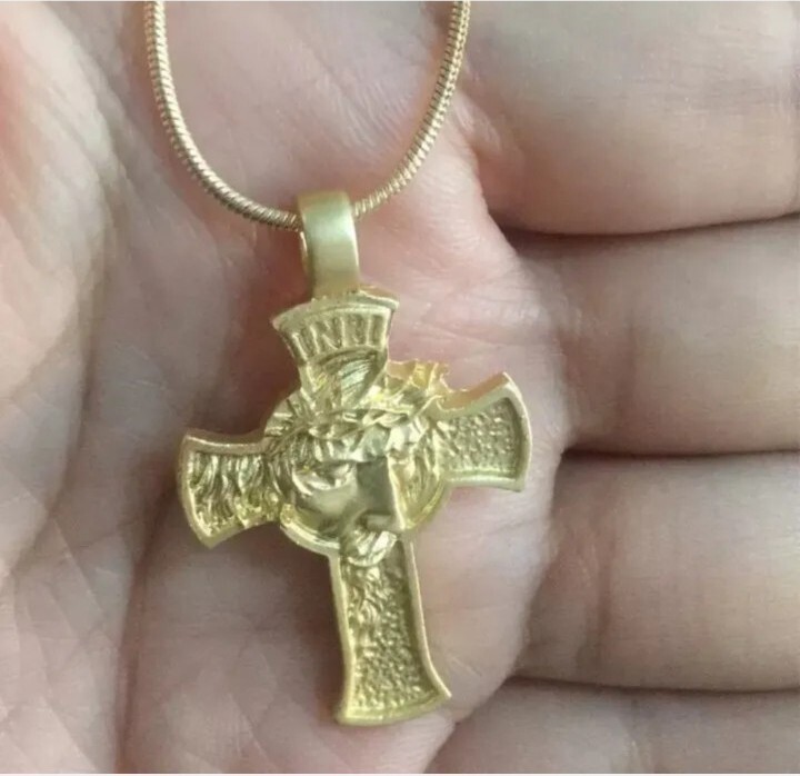Stainless Steel Jesus Cross Pendant Necklace for Men & Women - Gold Crucifix Chain