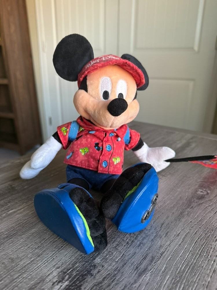 2006 Disney World Mickey Mouse Bean Bag Plush Tourist Backpack Pre-Owned  