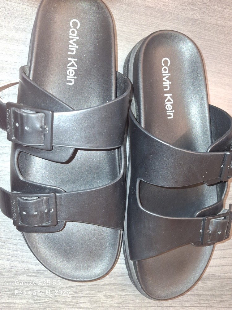 Men's Size 8 Calvin Klein Black Sandals Women's Size 10