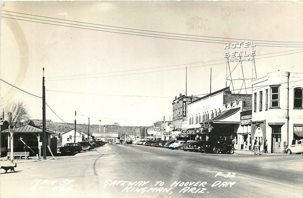 1940s Kingman Arizona Gateway Hoover Dam autos Cafe Hotel RPPC Postcard 25-6722
