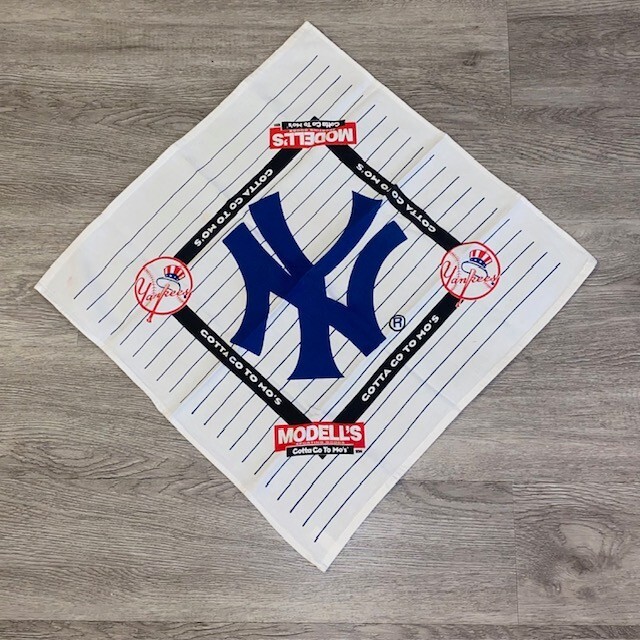 Vintage New York Yankees SGA Bandana by Modells 19x19 Inch MLB Giveaway