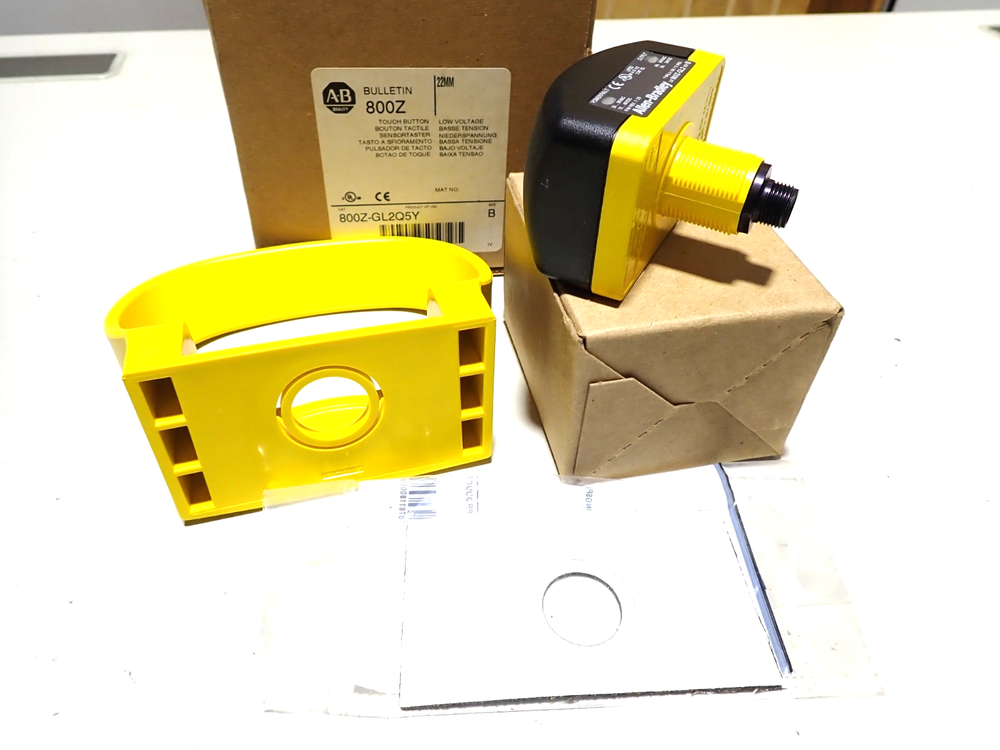 800Z-GL2Q5Y 800Z-GL2 ALLEN BRADLEY SER B TOUCH BUTTON OEM NEW