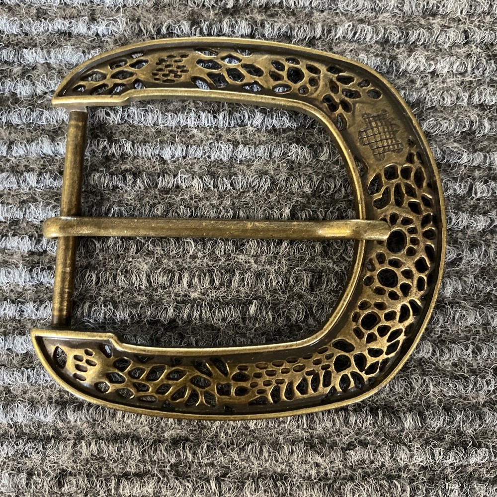 Belt Buckle Women’s Gold Stamped Rounded Square