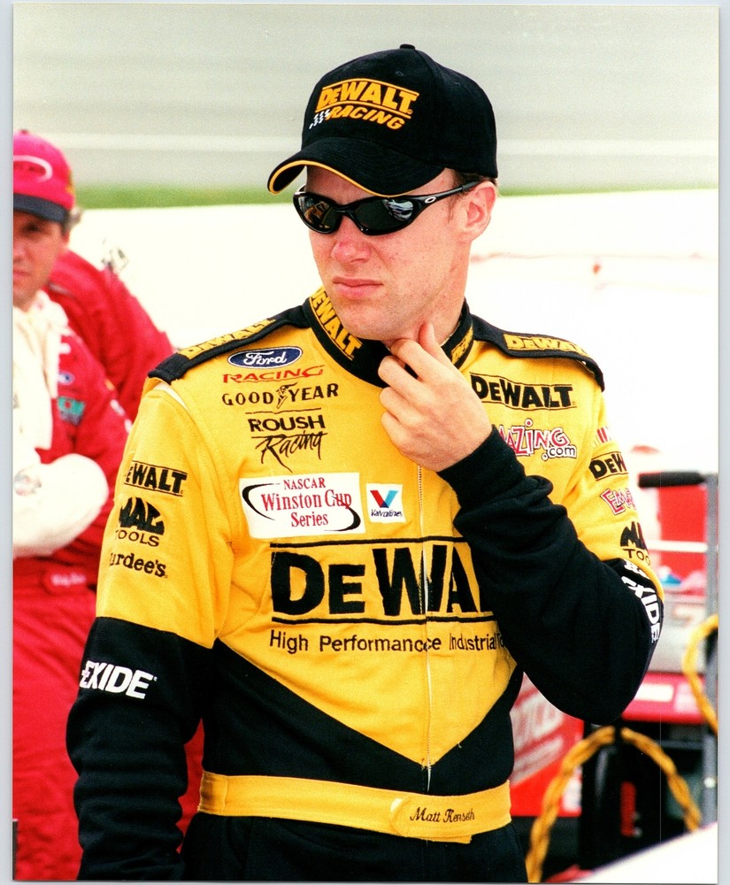 Matt Kenseth 2000 Michigan Speedway NASCAR Winston Cup DeWalt 8x10 Photo
