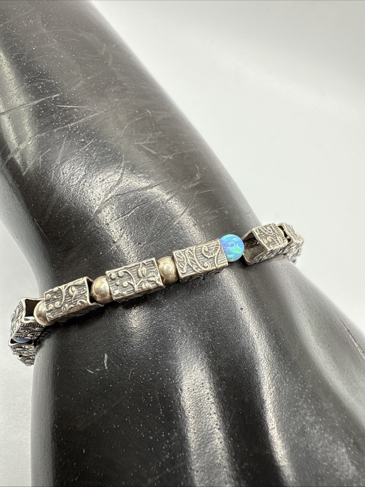 VTG 925 STERLING SILVER OPAL BEADED TENNIS BRACELET. 11.4 GRAMS. 8” LONG.
