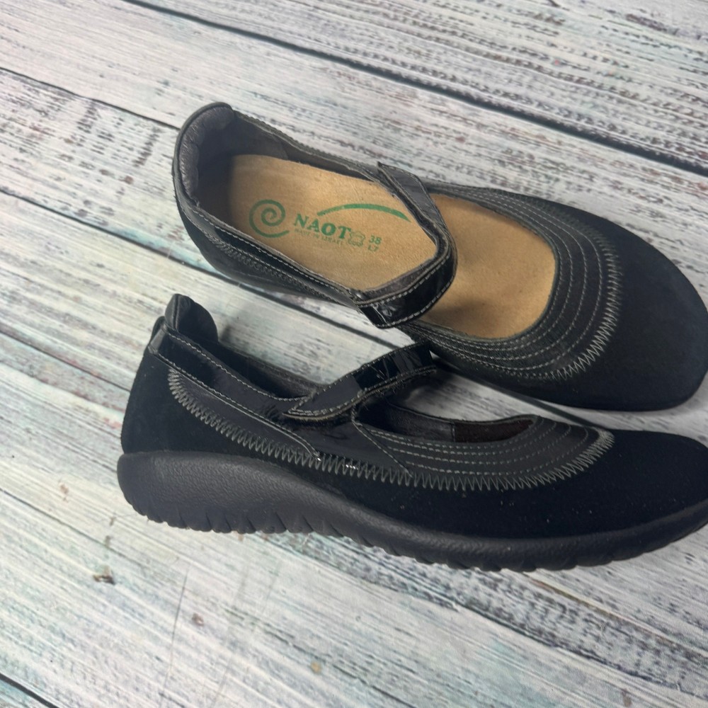 Naot Mary Jane Shoes Black Suede Patent Leather Comfort Flats 38 US 7