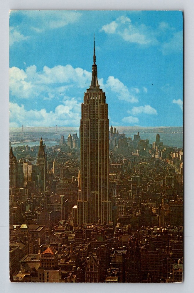 New York City Empire State Building Antique Vintage Souvenir Postcard NYC Landmark Collectible Memorabilia