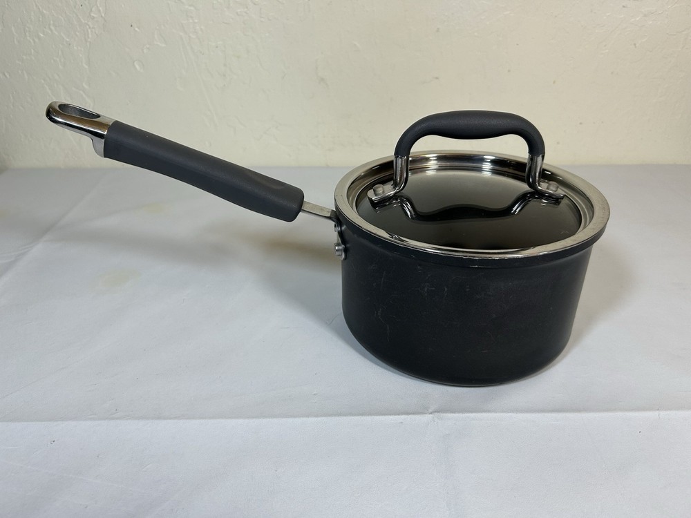 Pampered Chef 2 Quart Titanium Nonstick Saucepan with Lid