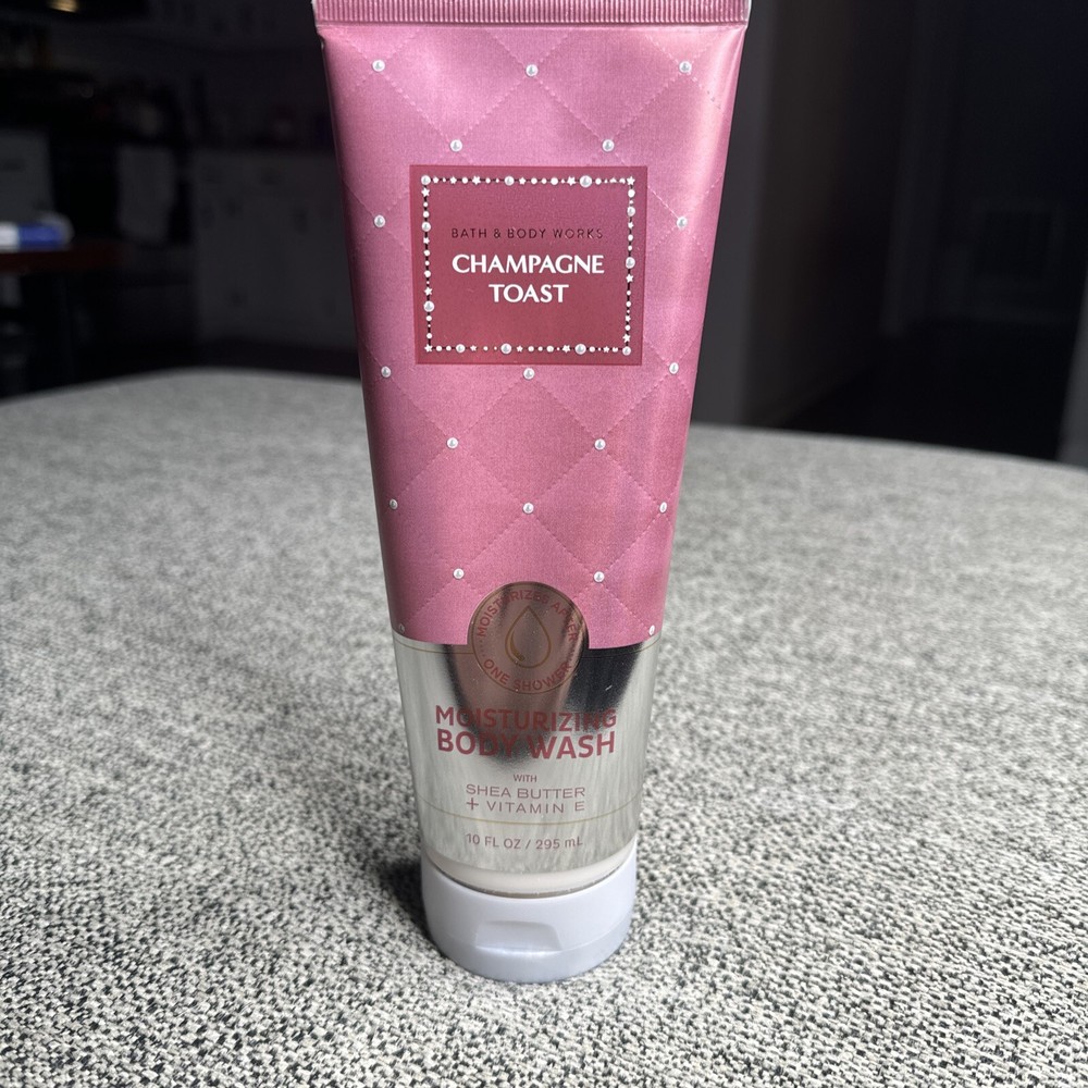 Bath & Body Works CHAMPAGNE TOAST Moisturizing Body Wash 10 OZ NEW