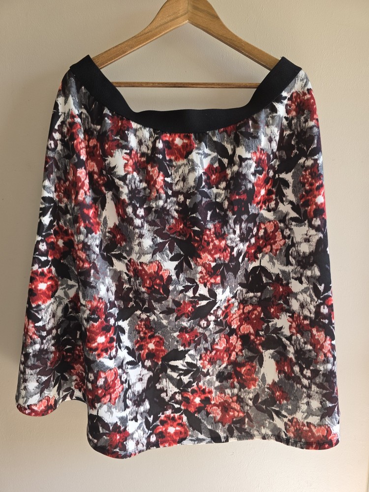 Women's Roz & Ali Red Black Floral Fit & Flare Elastic Waist Skirt Plus-sized 3X