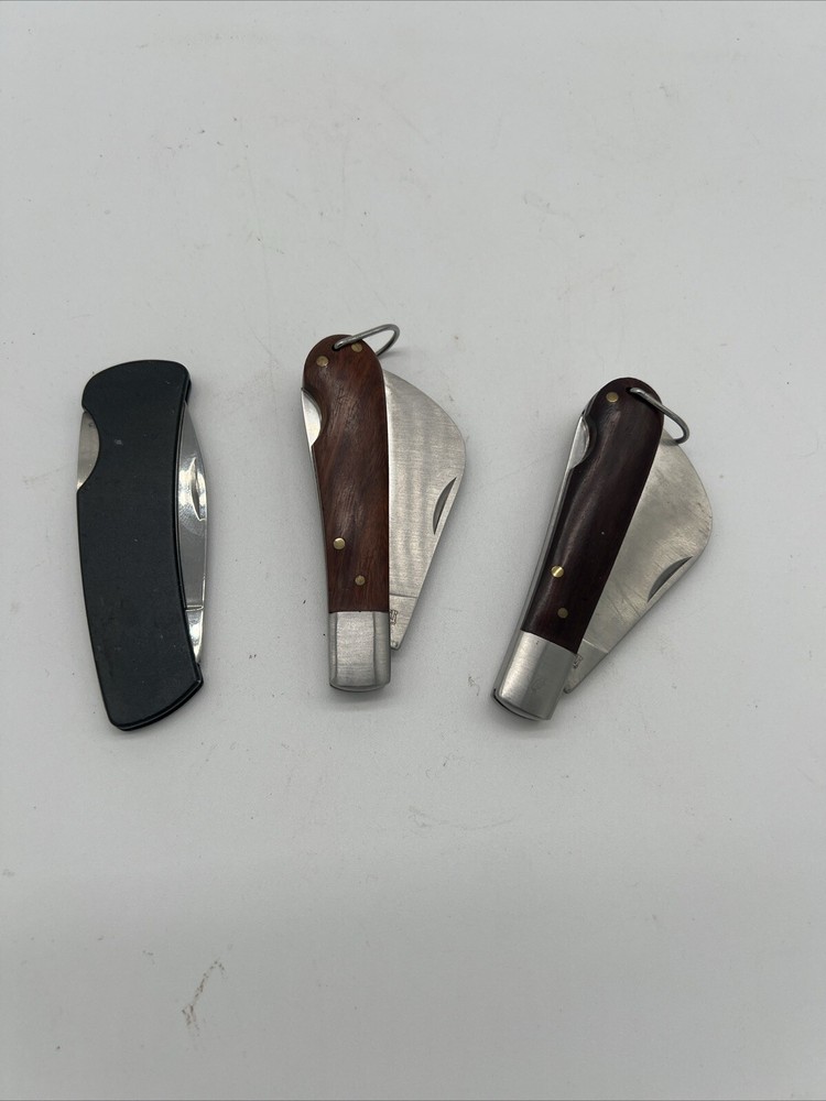 Wild Boar Pocketknife Set of 3 with 2 Hawkbill Blades A36  
