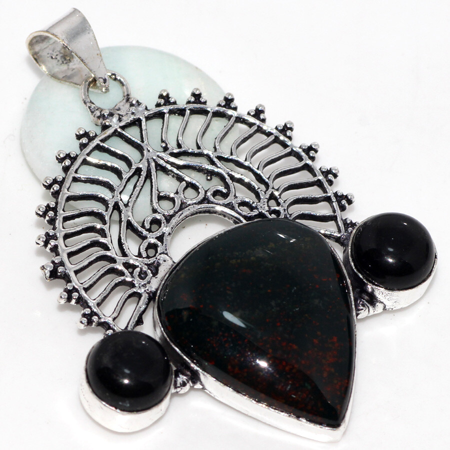 African Bloodstone Black Onyx Gemstone Pendant Necklace 2.3 Inch Aesthetic Jewelry JW