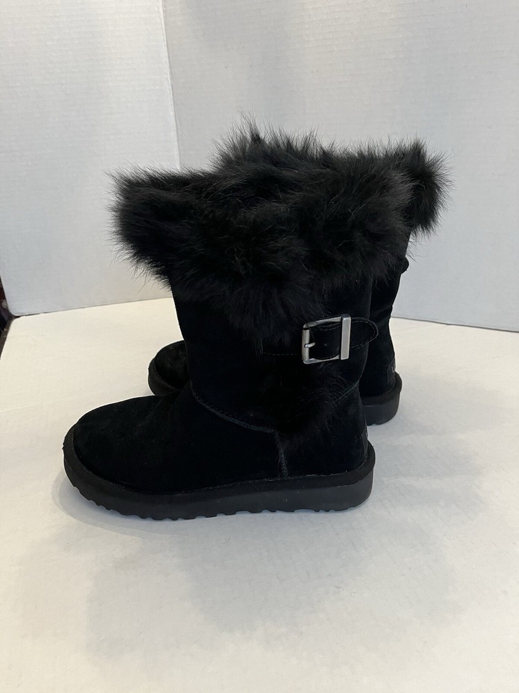 UGG Classic Short Deena Boots Women's Size 6 Black Waterproof Design