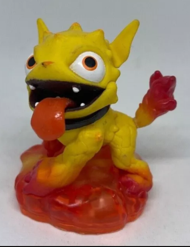 Skylanders Giants - MOLTEN HOT DOG - FIRE ELEMENT