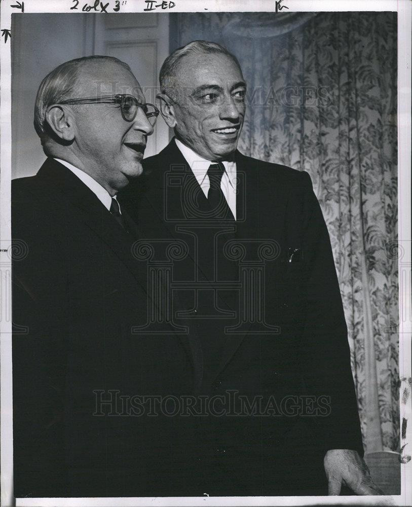1954 Press Photo Joseph M. Dodge Roger M. Kyes - dfpb20649