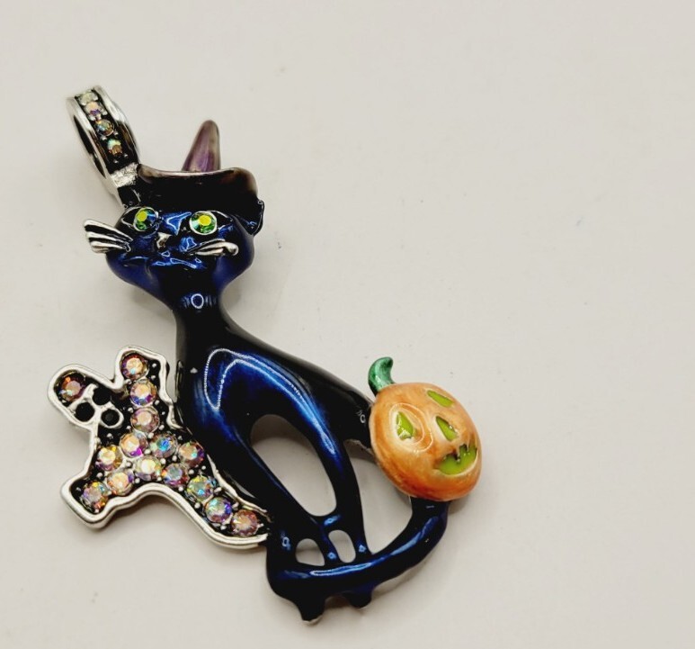 Kirks Folly Kitty CAT Magnetic Enhancer Silver tone Halloween cat Enamel Crystal