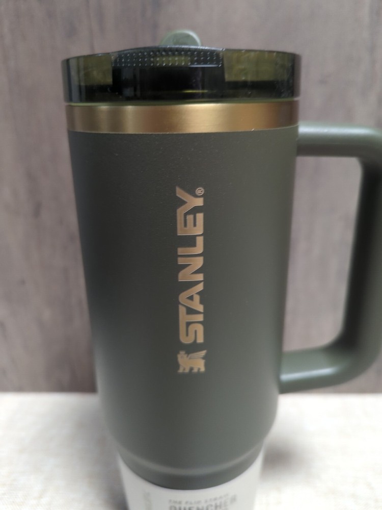Stanley Quencher ProTour 40oz Tumbler Flip Straw Cypress Green New