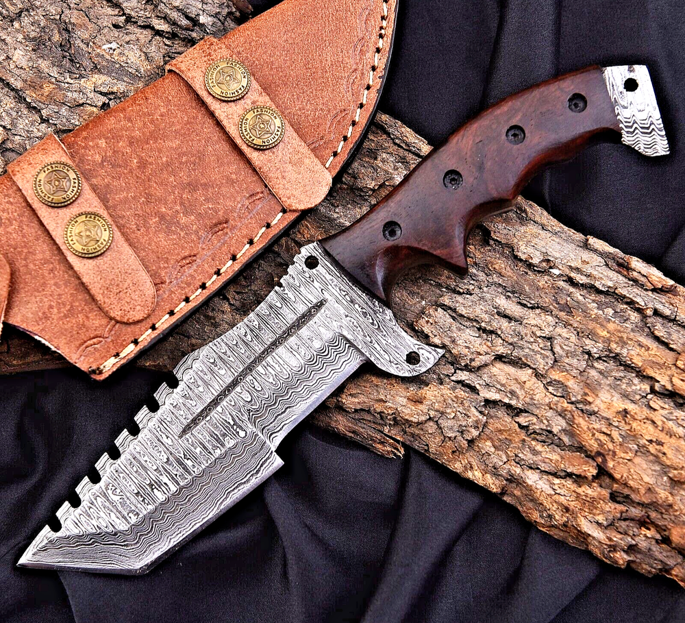 Handmade Damascus Steel Hunting Tracker Knife 2908