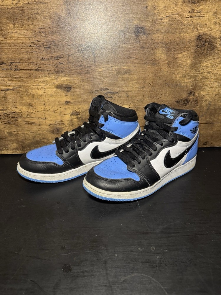 Nike Air Jordan 1 Retro OG High UNC Toe GS Grade School FD1437-400 Size 6.5y