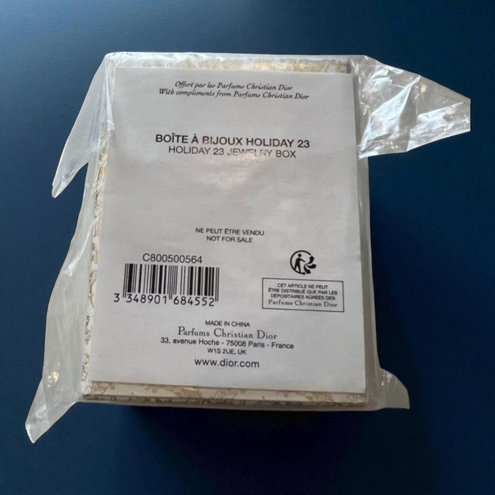 Dior 2023 Holiday Limited Ecrin Couture Eye Palette with Jewel Box