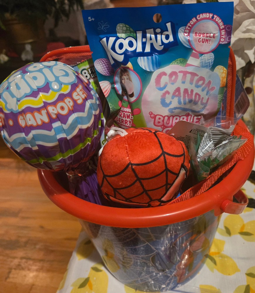 Colorful Easter Baskets for Holiday Treats and Gifts